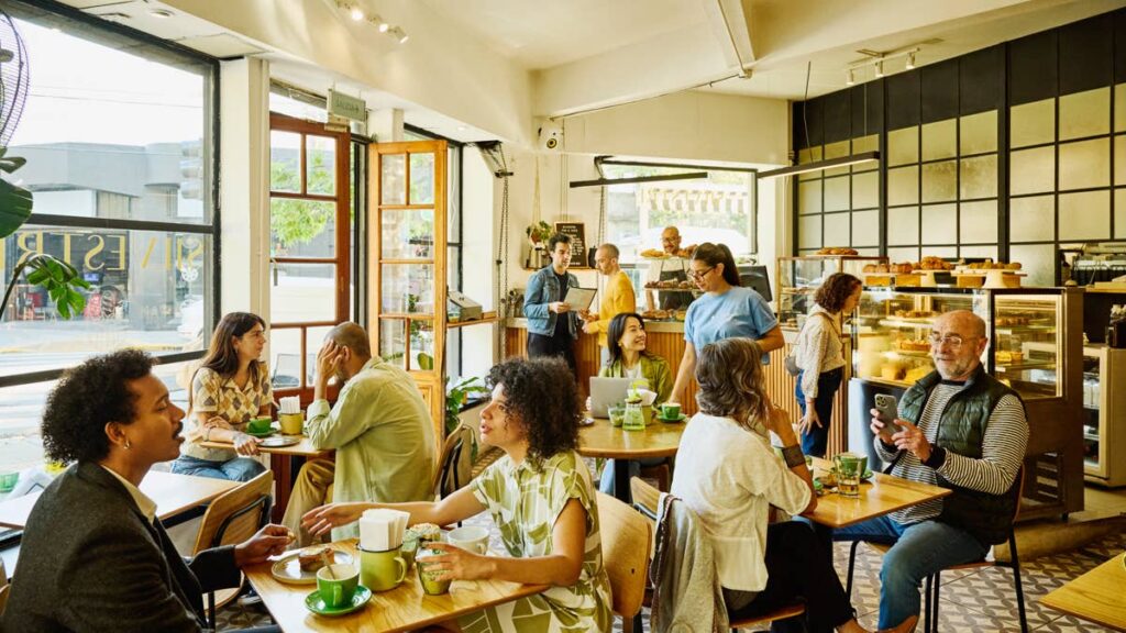 Starbucks rival closes more cafes, exits key market Starbucks rival closes more cafes, exits key market